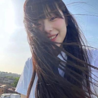 怪人出街海报